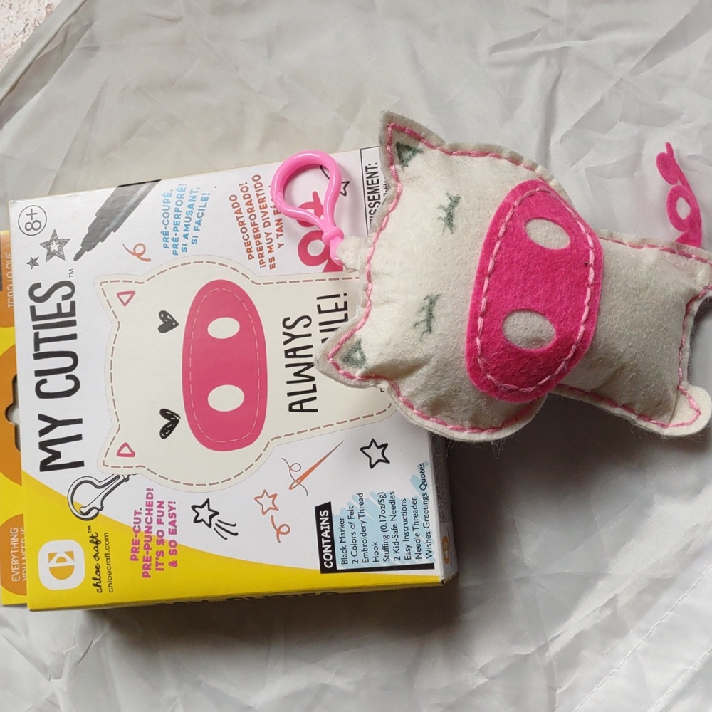 DIY Sewing Kits White and Pink Pig Keychain